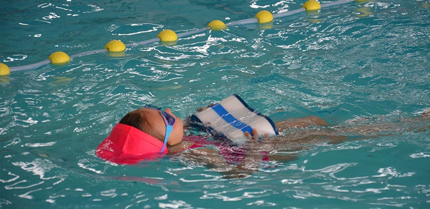 STAGES DE NATATION ENFANTS VACANCES D’AVRIL